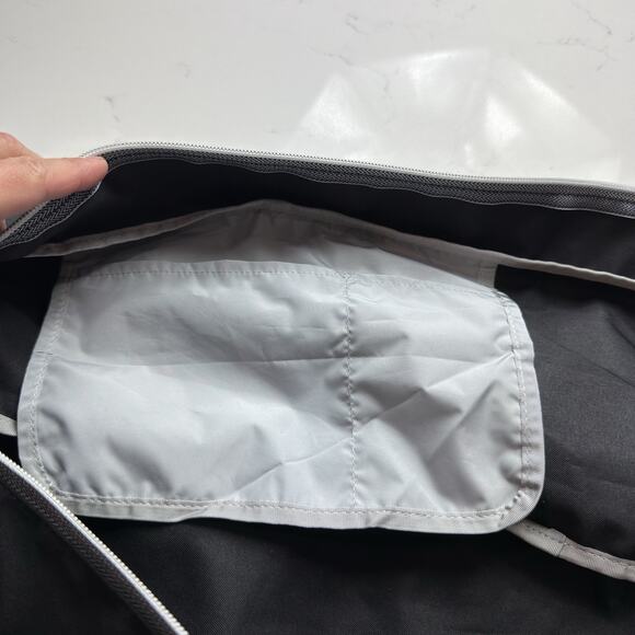 Manduka Go Steady Large Yoga Mat Carrier In Black Shoulder Bag Foldable Compact main image 4